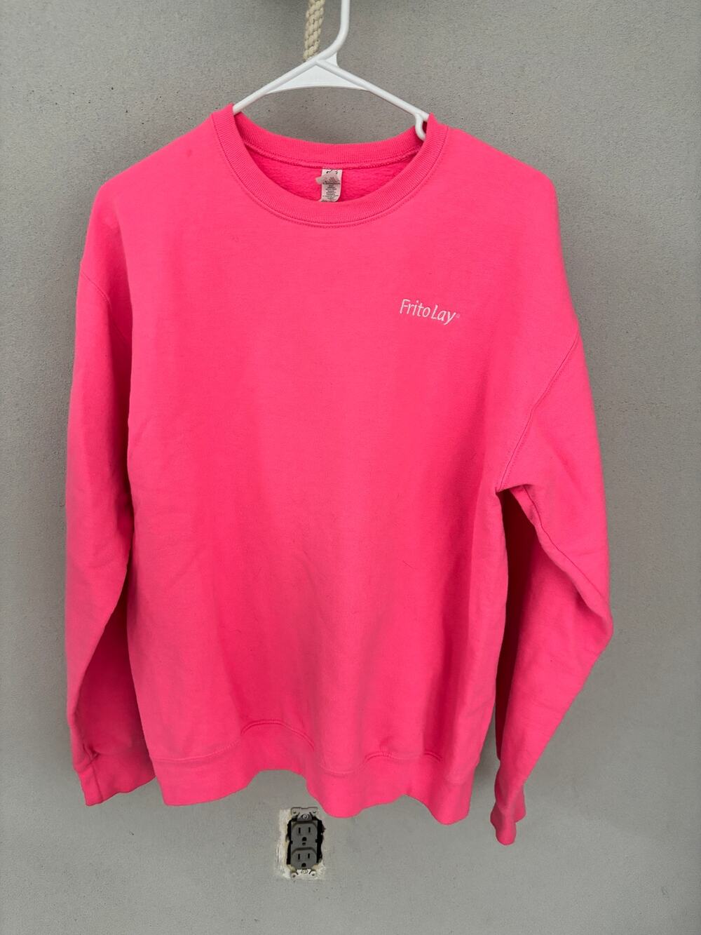 Oversized Jerzee Hot Pink Crewneck Sweatshirt Embroidered Frito Lay